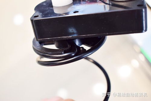 綜合商品自動售貨機更換彈簧和電機模塊很簡單